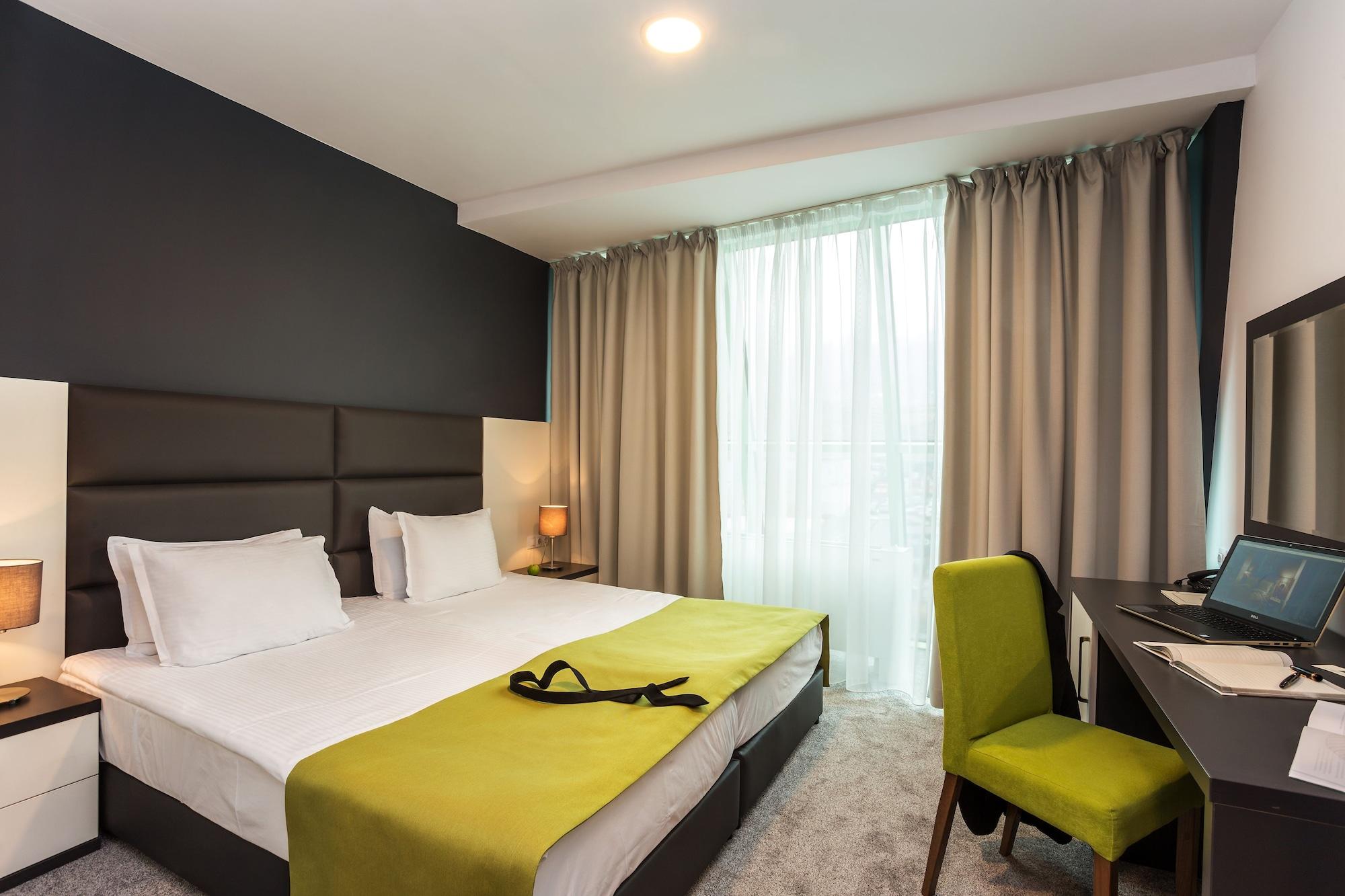 Earth & People Hotel & Spa - Free Parking Σόφια Εξωτερικό φωτογραφία